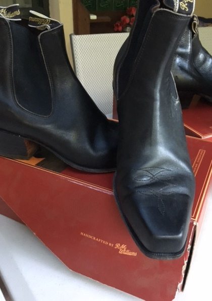 RM Williams Santa Fe Boots with Cuban Heel - TikiQueen